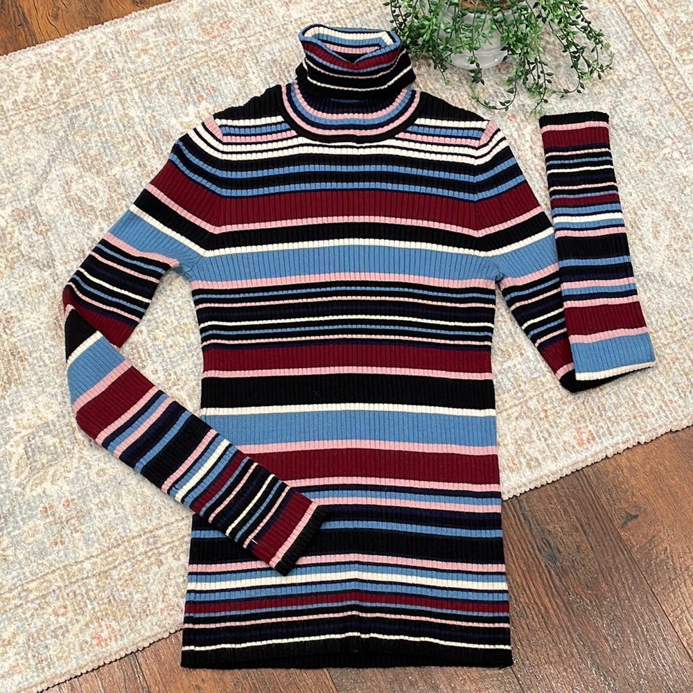 Olivia Sky turtleneck